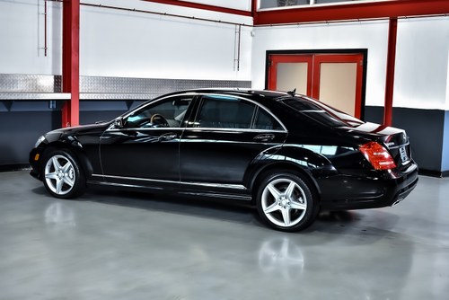 2011 Mercedes-Benz S550 4MATIC Sedan 5,5L V8 à venda (imagem 25 de 96)