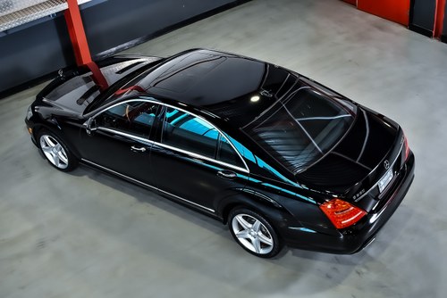 2011 Mercedes-Benz S550 4MATIC Sedan 5,5L V8 à venda (imagem 30 de 96)