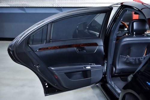 2011 Mercedes-Benz S550 4MATIC Sedan 5,5L V8 à venda (imagem 51 de 96)