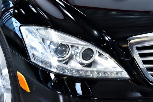 2011 Mercedes-Benz S550 4MATIC Sedan 5,5L V8 à venda (imagem 69 de 96)