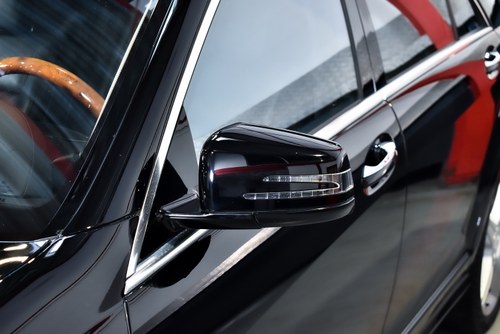 2011 Mercedes-Benz S550 4MATIC Sedan 5,5L V8 à venda (imagem 72 de 96)