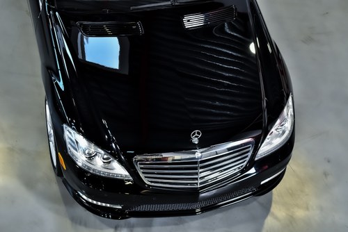 2011 Mercedes-Benz S550 4MATIC Sedan 5,5L V8 à venda (imagem 78 de 96)