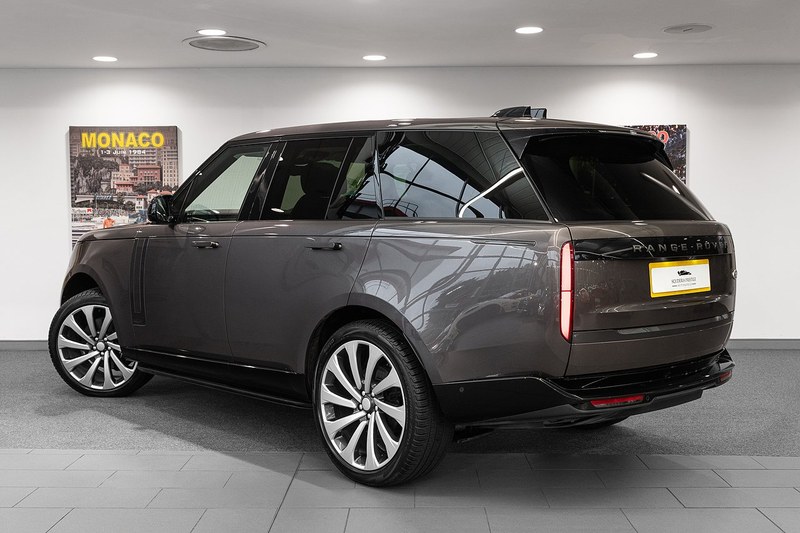 2023 Land Rover Range Rover - 2 2023 Land Rover Range Rover - 2
