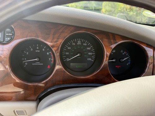 2002 Jaguar X100 XKR Convertible zum Verkauf (Bild 27 von 50)