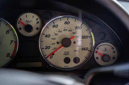 2002 Mazda MX-5 Mk2 1800 Sport Te koop (foto 39 van 102)