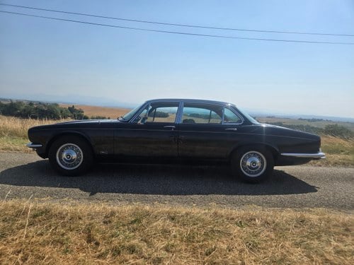 1974 Jaguar XJ12 Series 2 Te koop (foto 20 van 258)