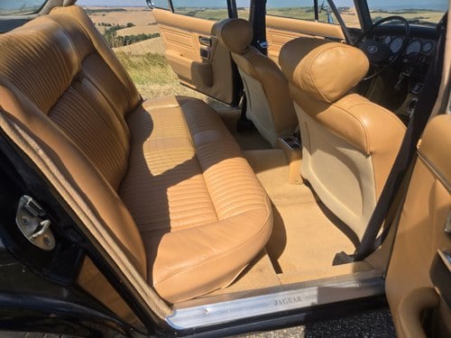 1974 Jaguar XJ12 Series 2 Te koop (foto 130 van 258)
