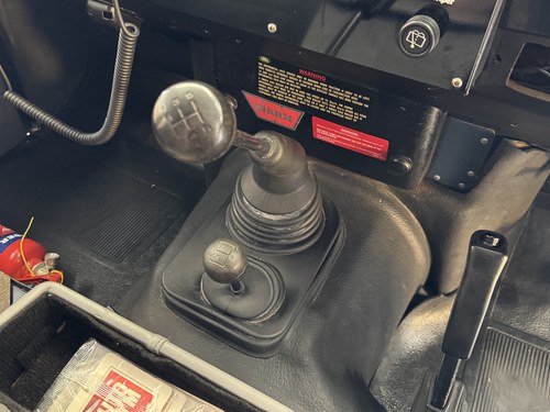 1998 Land Rover Defender 110 Station Wagon 300 TDi Ex-GAFIRS In vendita (immagine 27 di 119)