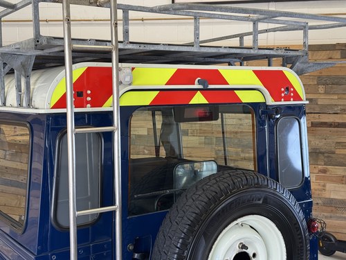 1998 Land Rover Defender 110 Station Wagon 300 TDi Ex-GAFIRS In vendita (immagine 47 di 119)