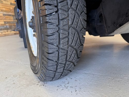 1998 Land Rover Defender 110 Station Wagon 300 TDi Ex-GAFIRS In vendita (immagine 68 di 119)