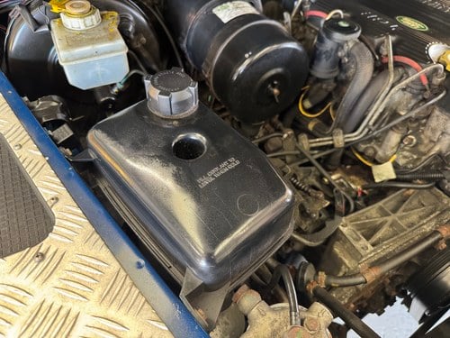 1998 Land Rover Defender 110 Station Wagon 300 TDi Ex-GAFIRS In vendita (immagine 109 di 119)