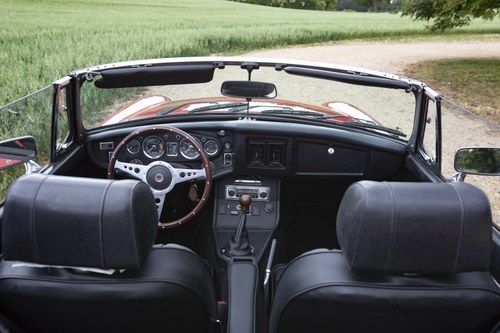 1973 MG B Roadster Te koop (foto 36 van 104)