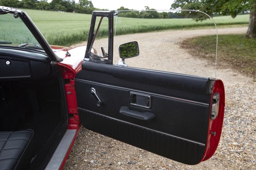 1973 MG B Roadster Te koop (foto 46 van 104)