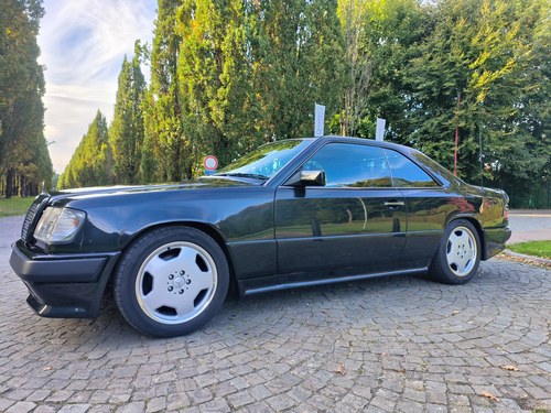 1991 Mercedes-Benz W124 300CE 24V ‘3.4L’ AMG 1 of 25 à vendre (picture 10 of 174)