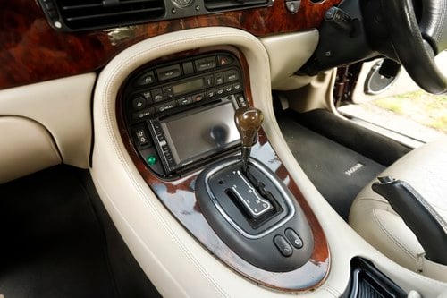 1963 Jaguar Mk2 4.0 V8 Supercharged Restomod zum Verkauf (Bild 43 von 176)