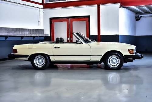 1982 Mercedes-Benz R107 380SL Convertible 3,8L V8 In vendita (immagine 17 di 96)