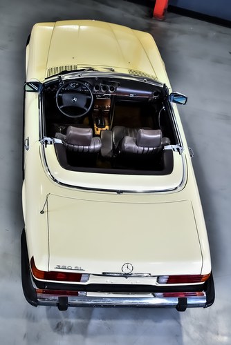 1982 Mercedes-Benz R107 380SL Convertible 3,8L V8 In vendita (immagine 28 di 96)