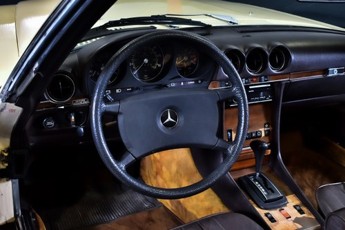 1982 Mercedes-Benz R107 380SL Convertible 3,8L V8 In vendita (immagine 41 di 96)