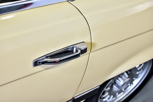 1982 Mercedes-Benz R107 380SL Convertible 3,8L V8 In vendita (immagine 62 di 96)