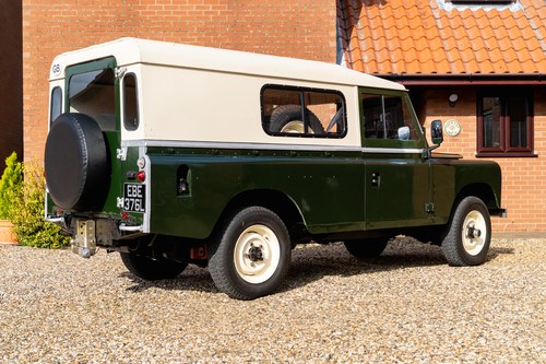 1964 Land Rover Series IIA 109" In vendita (immagine 10 di 83)
