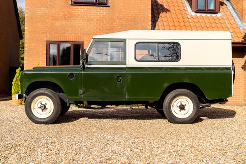 1964 Land Rover Series IIA 109" In vendita (immagine 14 di 83)