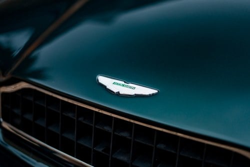 1990 Aston Martin Virage 6.3L 500bhp ‘Widebody’ RHD In vendita (immagine 91 di 180)