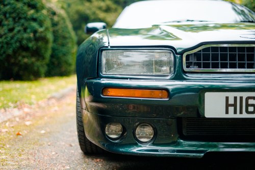 1990 Aston Martin Virage 6.3L 500bhp ‘Widebody’ RHD In vendita (immagine 99 di 180)