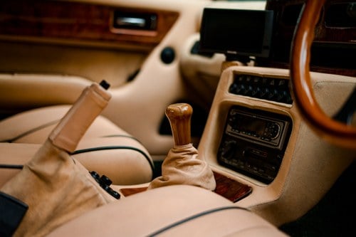 1990 Aston Martin Virage 6.3L 500bhp ‘Widebody’ RHD In vendita (immagine 44 di 180)