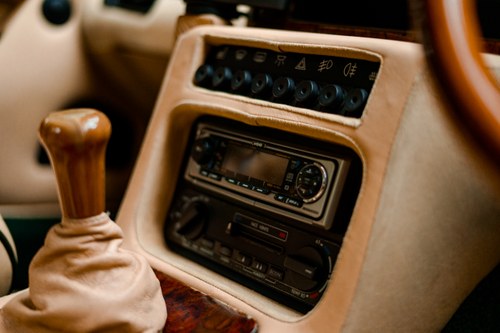 1990 Aston Martin Virage 6.3L 500bhp ‘Widebody’ RHD In vendita (immagine 45 di 180)