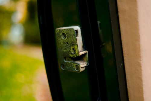 1990 Aston Martin Virage 6.3L 500bhp ‘Widebody’ RHD In vendita (immagine 51 di 180)