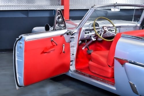 1954 Ford Crestline Sunliner Convertible 239CI V8 Te koop (foto 31 van 77)