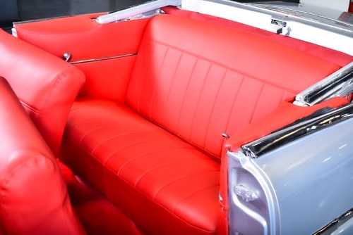 1954 Ford Crestline Sunliner Convertible 239CI V8 Te koop (foto 47 van 77)