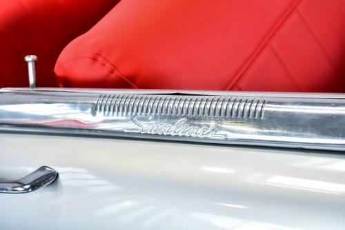 1954 Ford Crestline Sunliner Convertible 239CI V8 Te koop (foto 51 van 77)