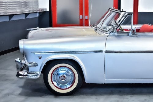 1954 Ford Crestline Sunliner Convertible 239CI V8 Te koop (foto 60 van 77)