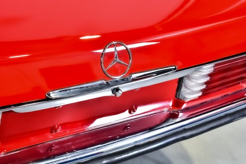 1985 Mercedes-Benz R107 380SL Convertible 3,8L V8 For Sale (picture 80 of 104)