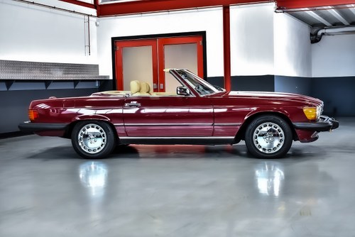 1988 Mercedes-Benz R107 560SL Convertible 5,6L V8 For Sale (picture 16 of 121)