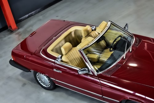 1988 Mercedes-Benz R107 560SL Convertible 5,6L V8 For Sale (picture 89 of 121)