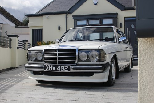 1979 Mercedes Benz W123 200 Te koop (foto 16 van 127)