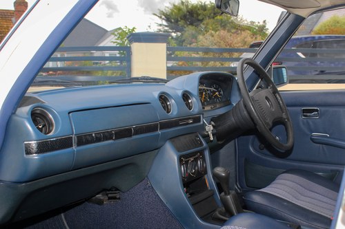 1979 Mercedes Benz W123 200 Te koop (foto 58 van 127)