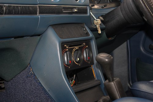 1979 Mercedes Benz W123 200 Te koop (foto 60 van 127)