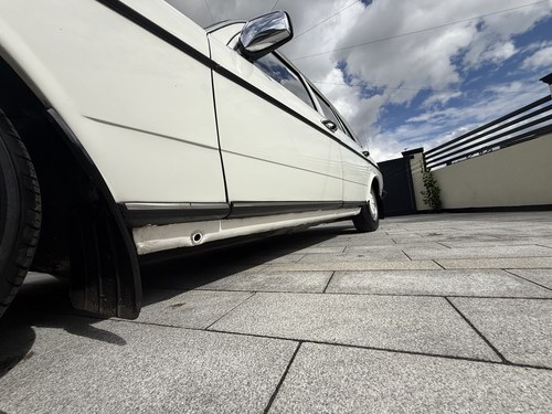 1979 Mercedes Benz W123 200 Te koop (foto 114 van 127)