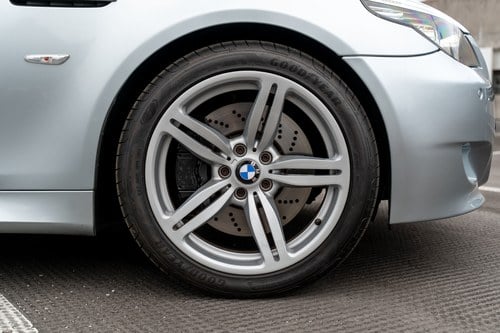 2007 BMW M5 E60 V10 à vendre (picture 19 of 78)