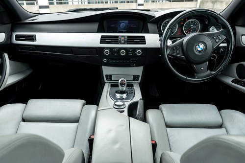 2007 BMW M5 E60 V10 à vendre (picture 43 of 78)