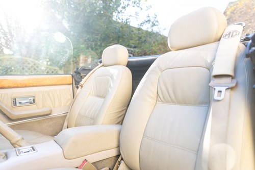 1995 MG RV8 à vendre (picture 59 of 224)