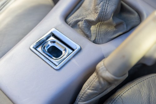 1995 MG RV8 à vendre (picture 66 of 224)