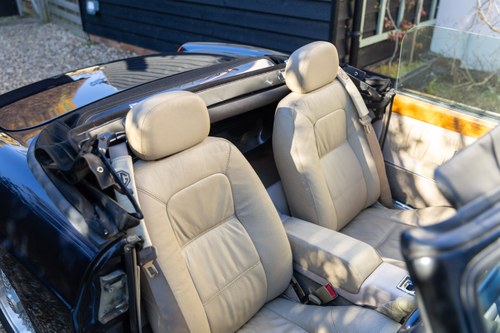 1995 MG RV8 à vendre (picture 89 of 224)