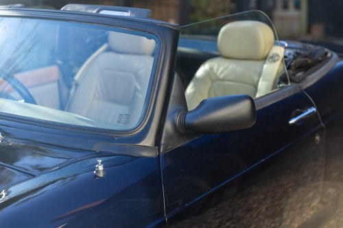 1995 MG RV8 à vendre (picture 104 of 224)