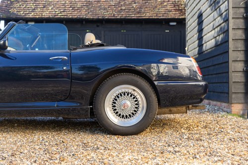 1995 MG RV8 à vendre (picture 132 of 224)