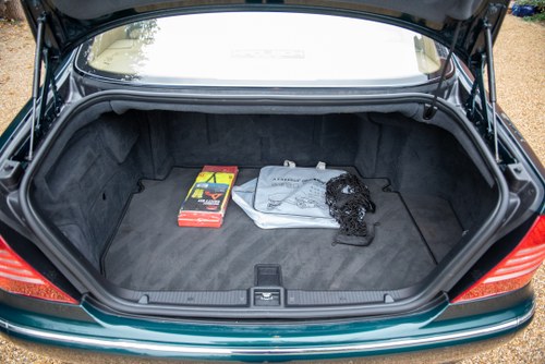 2004 Mercedes-Benz W220 S600L LWB Limousine In vendita (immagine 71 di 125)