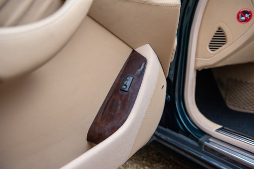 2004 Mercedes-Benz W220 S600L LWB Limousine In vendita (immagine 48 di 125)